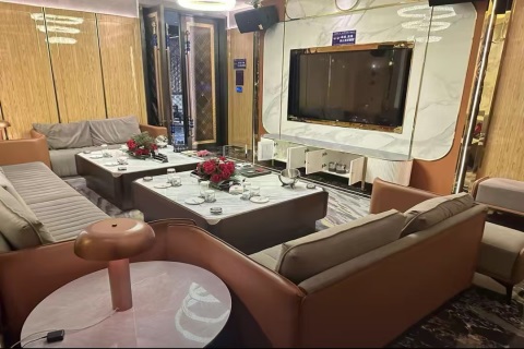 青岛崂山海洋世界区INNIPartyKTV招聘促销员/礼仪,颜值在线各种需求都能满足哟